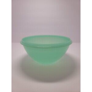 Tupperware Wonderlier 10.5 Cups Bowl No Lid 237-13